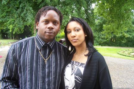 mr Ti Diapa accompagné de melle Cindy ( chanteuse du groupe D'FI ) !!