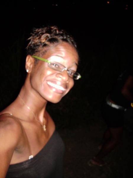 mé wi ma biche l st b1 blanche t dents !!